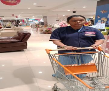Store Cleaning